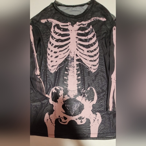 Black & Pink Large Sheer Skeleton Top - Picture 4 of 5